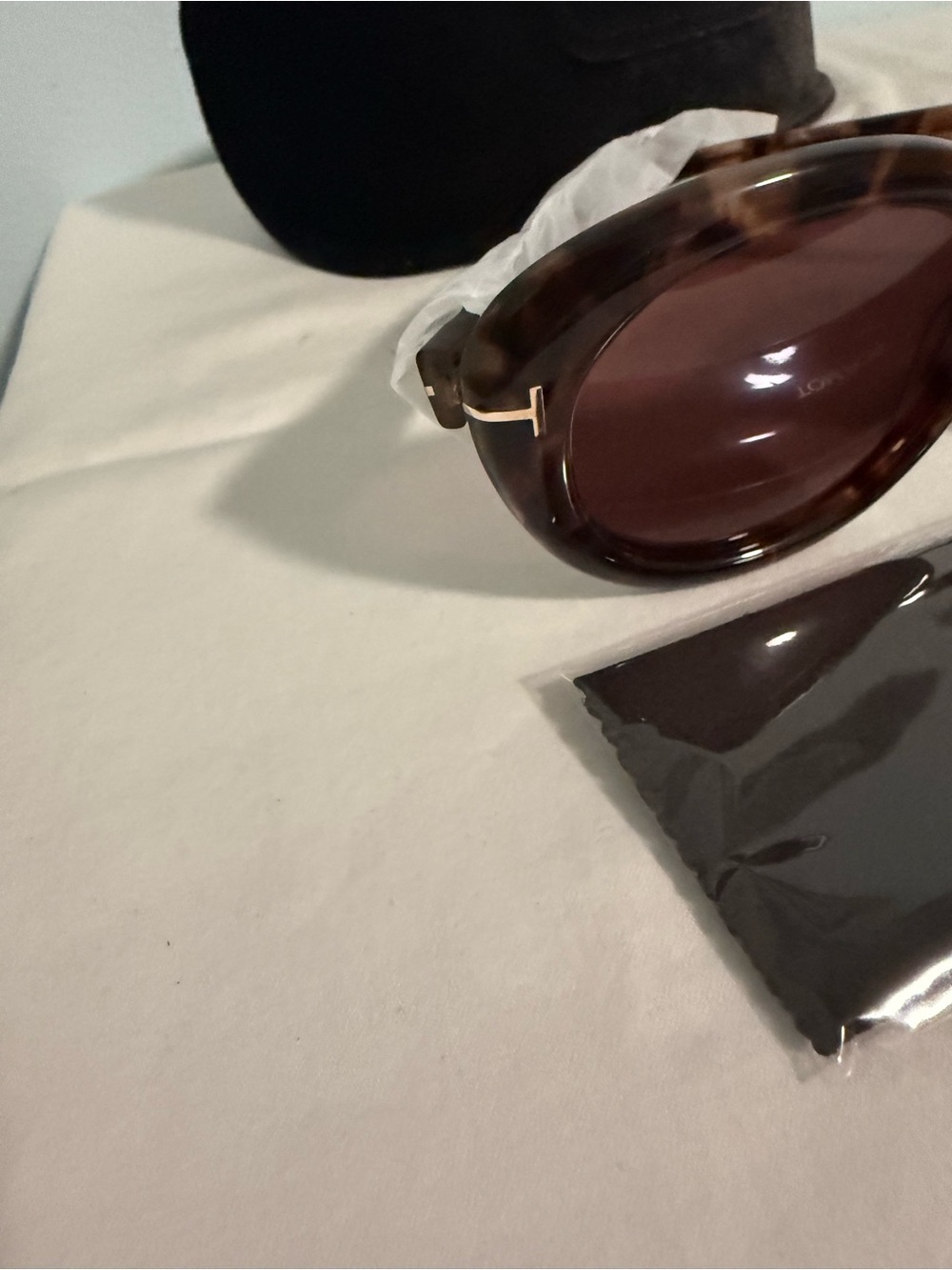 Tom Ford Women's Tortoiseshell Sunglasses - Dark Brown Lenses! FULL INCLUSION! - Picture 5 of 10